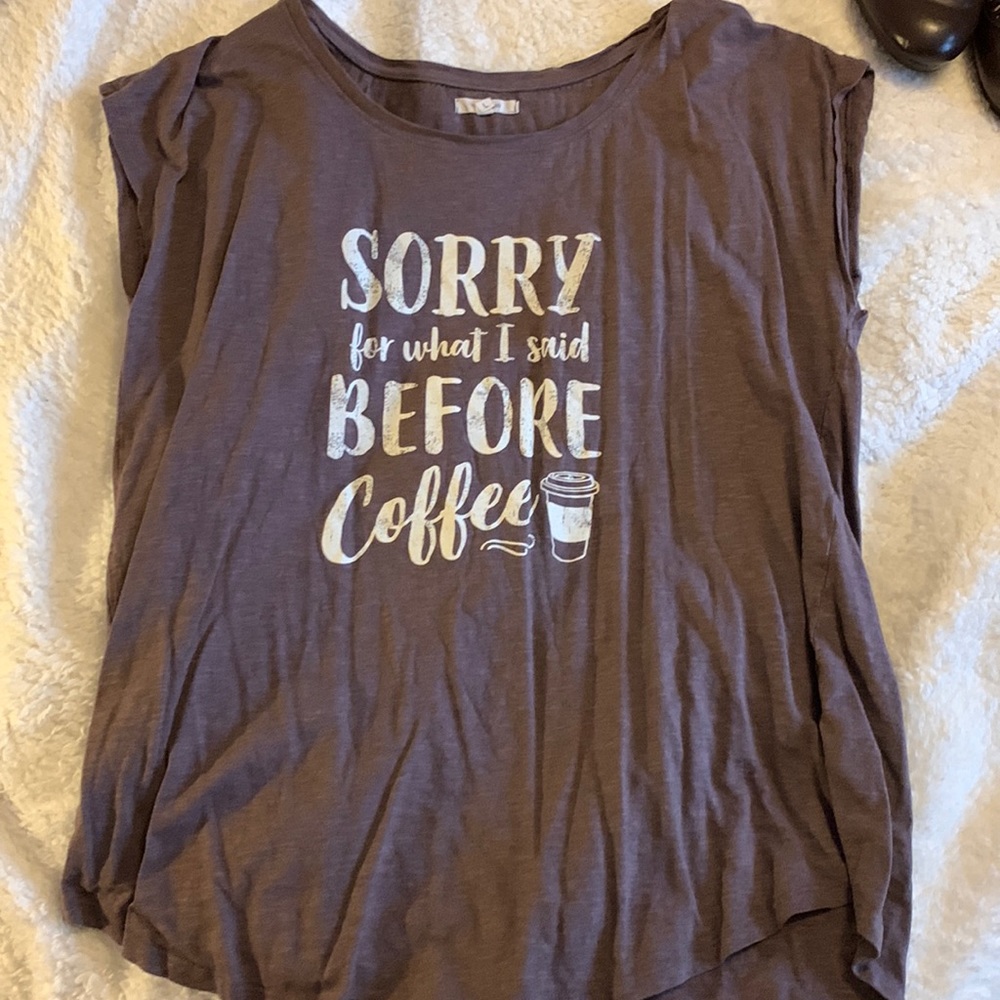 Maurice’s T-shirt.